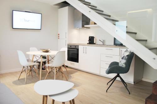 Centro / Baixa House | Typical Quarter Nest