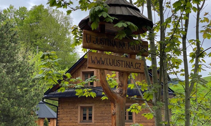 Velke Karlovice House | U Justina na potůčku