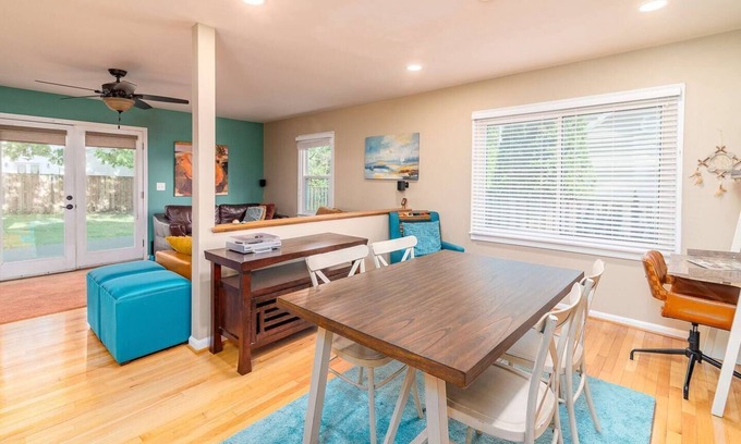 Fairfax House | ✨ Ultimate Fairfax Stay | Work & Explore | Near DC, Metro, Dining! ✨