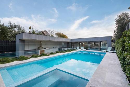 Sorrento House | Ultimate Family Pool House Paradise