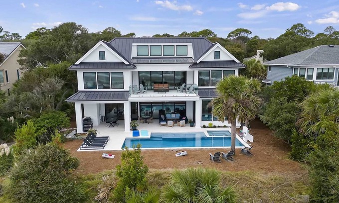 Palmetto Dunes House | Ultra-Luxury Oceanfront Palmetto Dunes Escape with Private Pool & Hot Tub