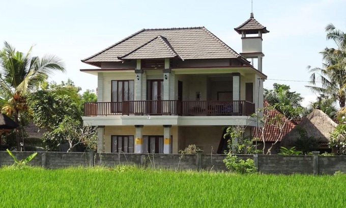 Kedewatan House | Uma Kaya