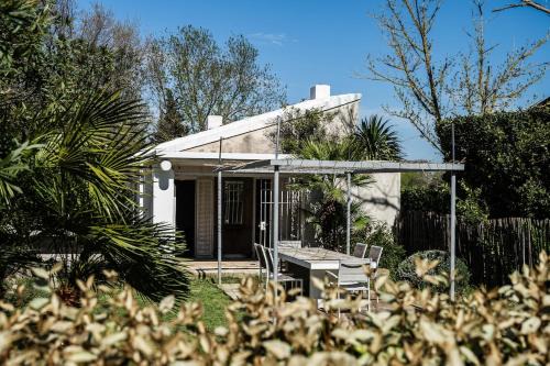 Arles House | Un Cabanon en Camargue