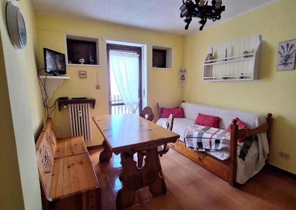 Montoso Apartment | Una Cornice sulle Vette
