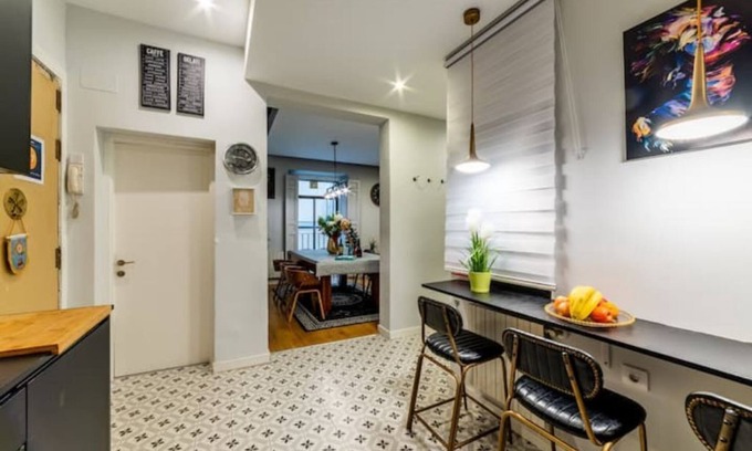 Embajadores Apartment | Unbeatable 3B- Billiard luxury