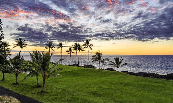 Keauhou House | 🏖️Unbelievable Ocean Front View w Pool | AC | Outdoor Seating!
