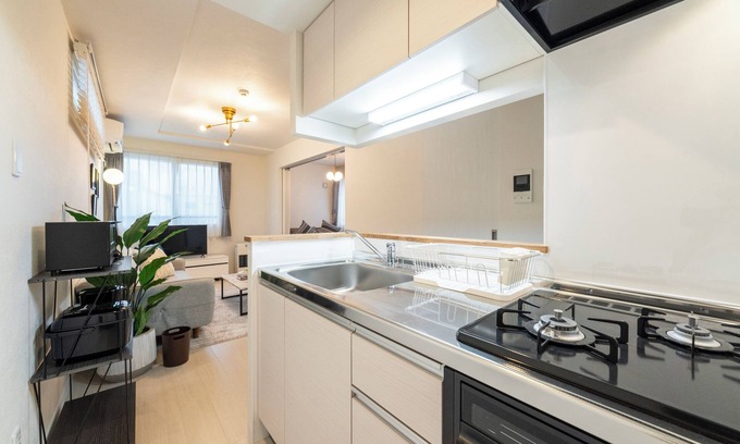 Higashi Apartment | UNION 201