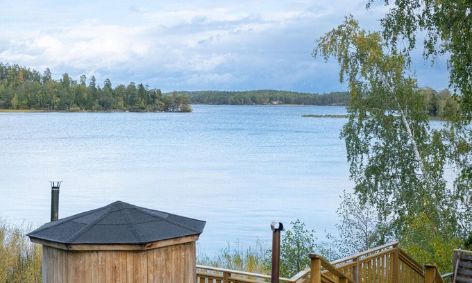 Strangnas Municipality House | Unique cottage with a view of Mälaren, Mariefred | SE14020