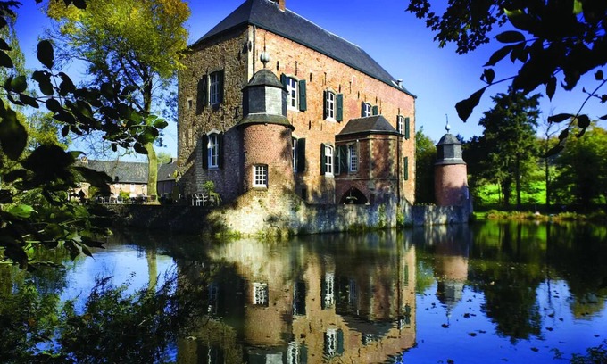 Municipality of Kerkrade Hotel | Unique Getaway: 2 Elegant Rooms Close to Aachen Cathedral | Free Parking