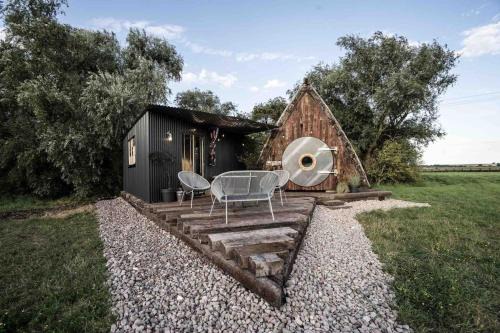 Ely House | Unique glamping experience near Ely & Cambridge