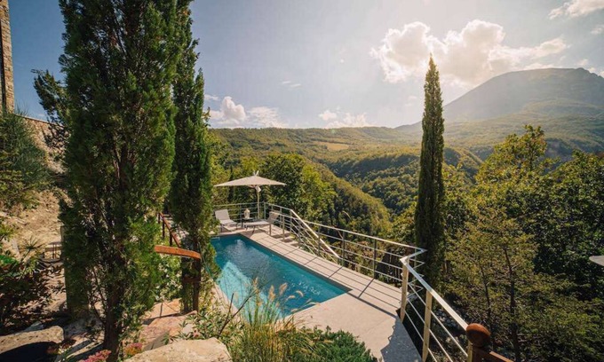 Montefortino Villa | Unique Marche villa S