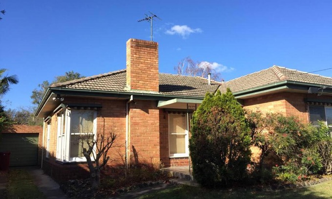 Malvern East Apartment | Unique & Spacious Home near Chadstone