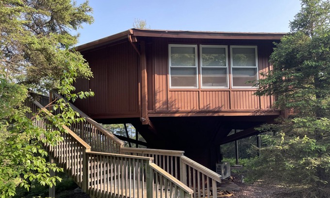 Beaver Bay House | Unique Treehouse in the woods with a fabulous Lake Superior view
