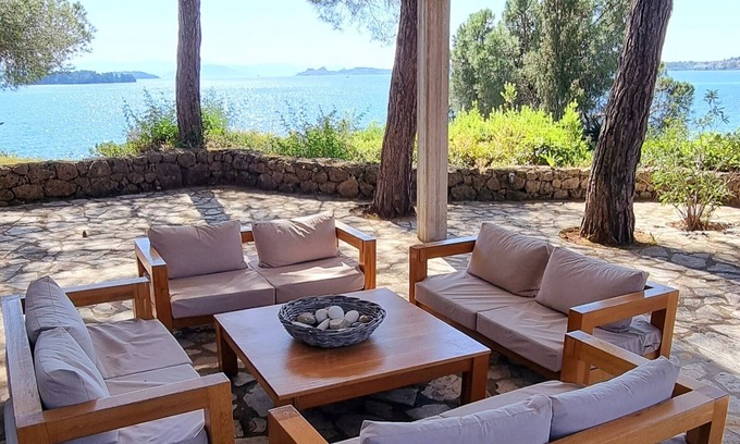 Kontokali House | Unique view, private beach path, 5km from Corfu City, beautiful Corfiot villa.