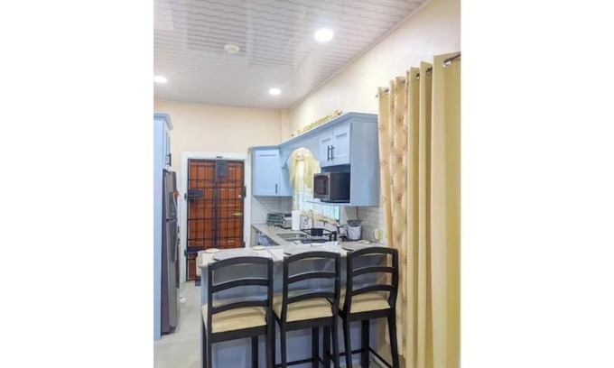 Georgetown Apartment | Unit 2 - Downstairs Back