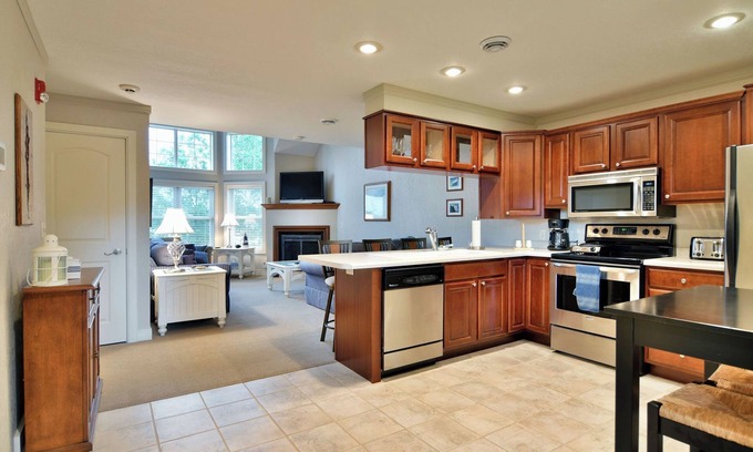 Birchwood Condo | Unit 207 2 Bdrm/2 BA