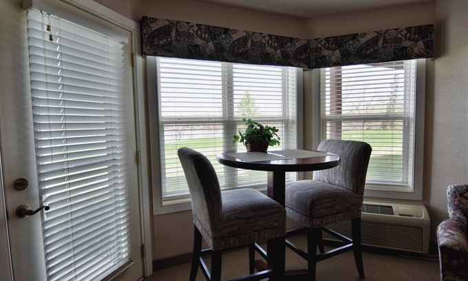 Birchwood Condo | Unit 311 1 Bd/1 Ba Condo 1 Bedroom Condo by RedAwning