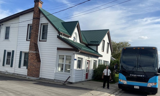 Frankford Apartment | Unit A - Century House on Trent River