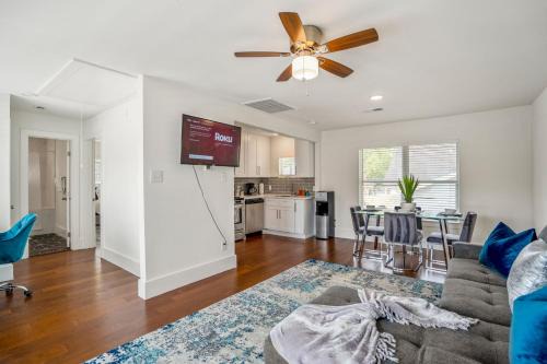 Greater East End Apartment | Universal Apartment at East Downtown
