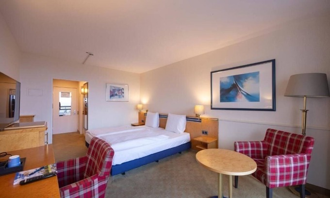 Arnsberg Hotel | Unwind In Forest Room With Pool Access And Pet Friendly Options