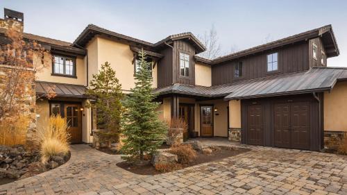 Pronghorn House | Upscale 4 BR Townhouse @ Juniper Preserve Resort