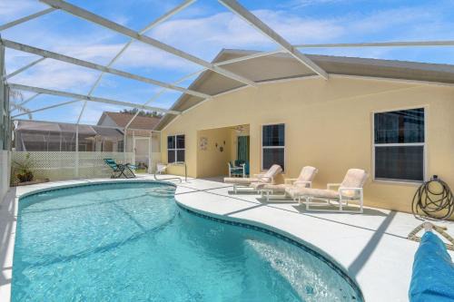 Clear Creek House | Upstay - Games & Private Pool Family Home