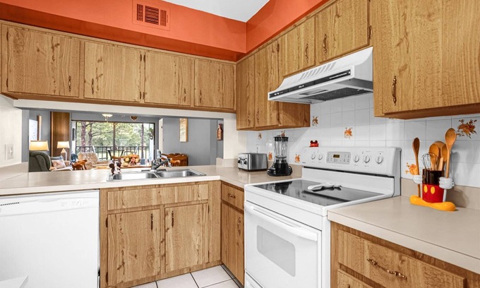 Ventura Apartment | Upstay - Golfer s Paradise Mins From MCO