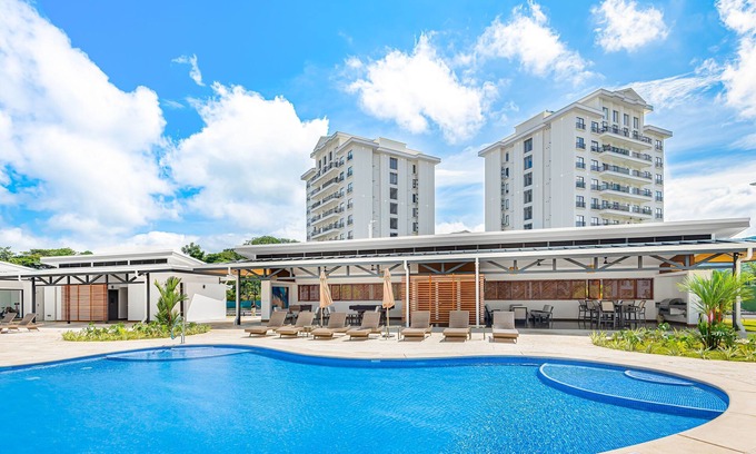 Barrio Santa Lucia Apartment | Upstay - NEW Build - Viva Jaco Condo w Epic Views
