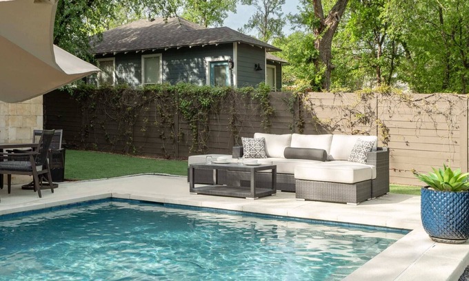 Chestnut House | Upstay—Newly Built Poolside Home w Balcony & BBQ