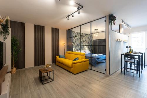 Quartiere XXIII Alessandrino Apartment | Urban Chic Luxury Suite Apartments