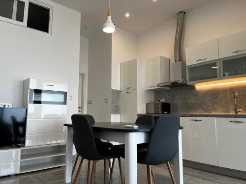 Bacvice Apartment | Urban Nest Lazarica - Cozy Apartment Near Beach & Center