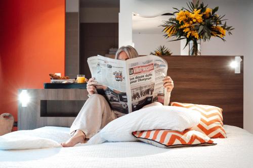 Villefranche-de-Rouergue Hotel | Urban Style LES FLEURINES