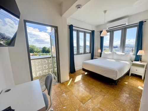 Puerta de Tierra Hotel | Urbana Hotel