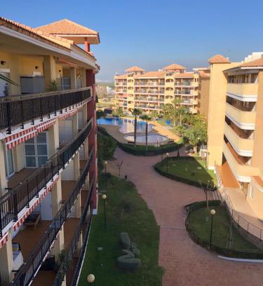 Canet de Berenguer Apartment | Urbanización Mar de Canet, 2 dormitorios con piscina comunitaria, garaje y wifi