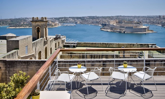 Valletta Hotel | Ursulino Valletta