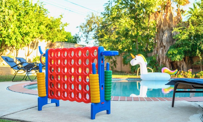 Fullerton House | Vacation 4BR Home Near Disney - Pool & Arcade