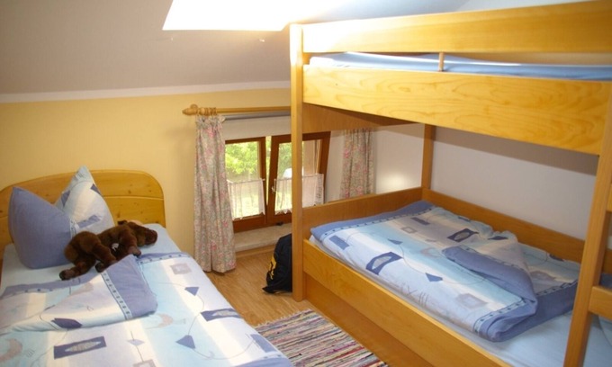 Bobing Apartment | Vacation apartment/apartment for 5 guests with 75m² in Böbing (115073)