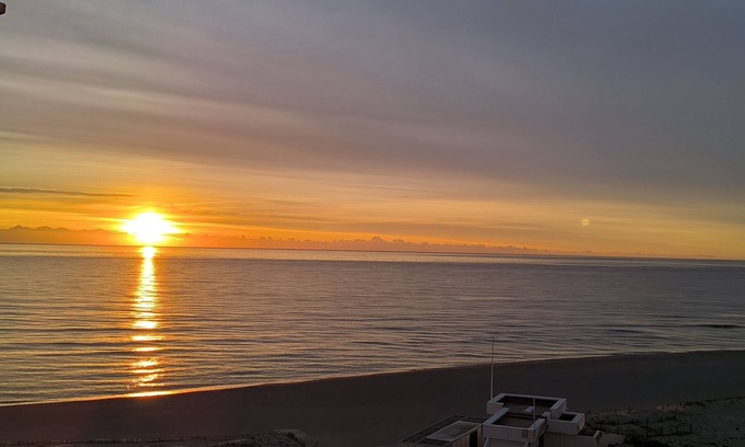 Saint-Hippolyte Apartment | Vacation apartment - Splendid sea view, Private parking