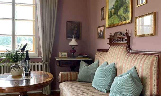 Trahuetten Apartment | Vacation apartment with history.Alban Berg Villa Trahütten! Pet friendly!