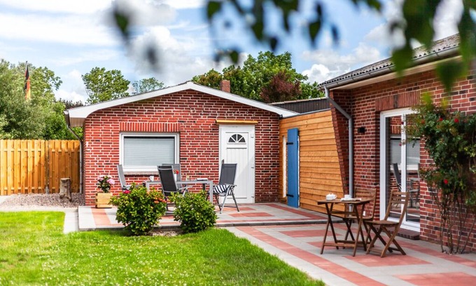 Suderdeich House | Vacation home for 4 guests with 85m² in Süderdeich (143419)