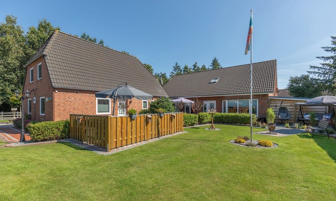 Stedesand House | Vacation home "Jule Ahoy" in Stedesand for up to 4 people