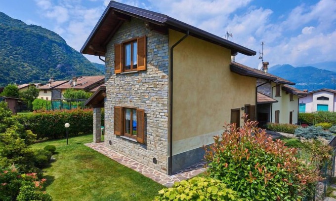 Colico House | Vacation home Mina by Interhome