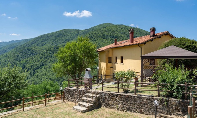 Londa House | Vacation home Villa by Interhome