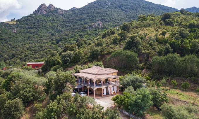Cannonau di Sardegna Wine Area House | Vacation Home "Villa Pelau" with Mountain View, Private Terrace & A/C