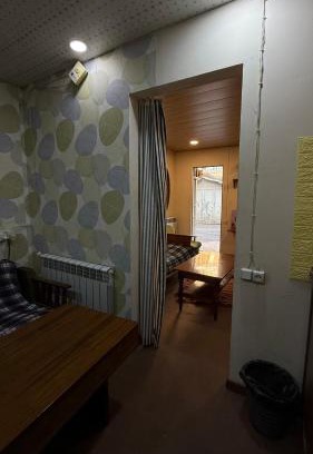 Yerevan House | Vahe's corner house