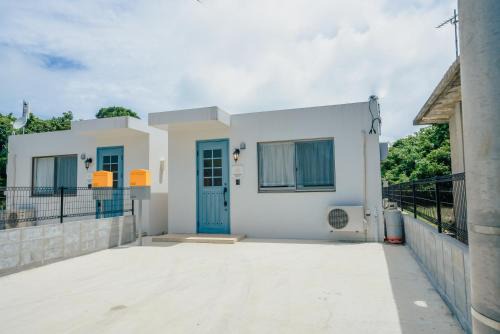 Yonaha House | Value Residence 与那覇 プール 無料レンタカー付