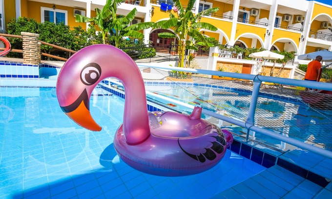 Kalamaki Hotel | Vanessa Hotel