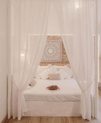 Rione XIV Borgo Apartment | Vatican Borgo Pio Luxury