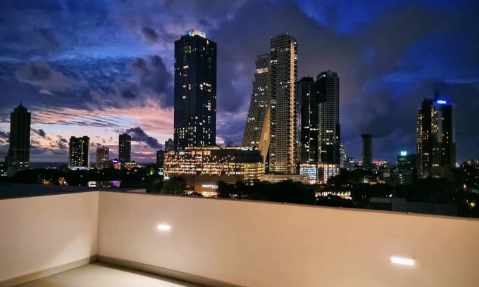 Ibbanwala Apartment | VAUX Park Street