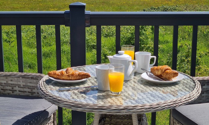 Cowes Cottage | Vendee Lodge